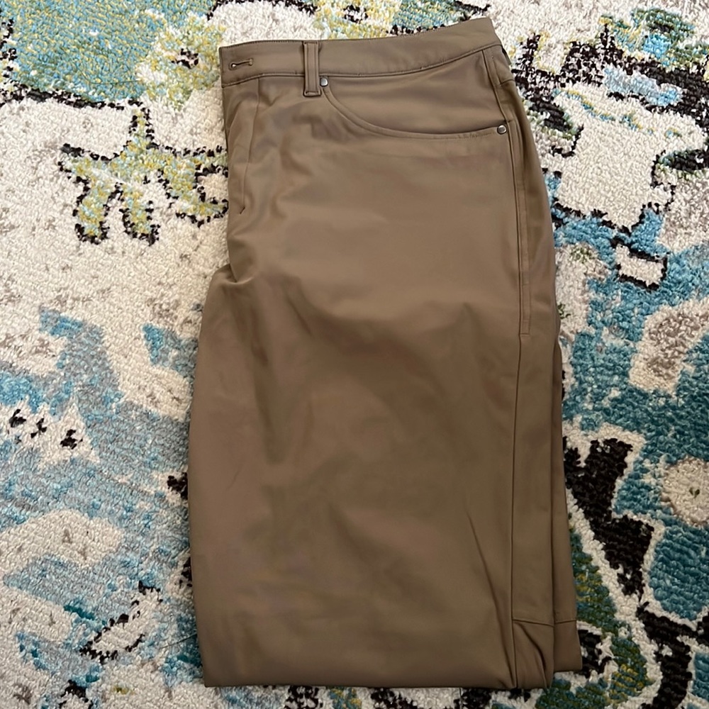 Like New Lululemon ABC Pants 36x32